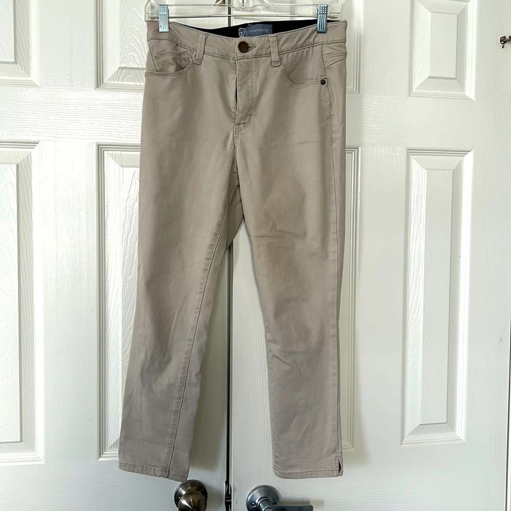 Wit and wisdom tan jeans.  Size 6P.